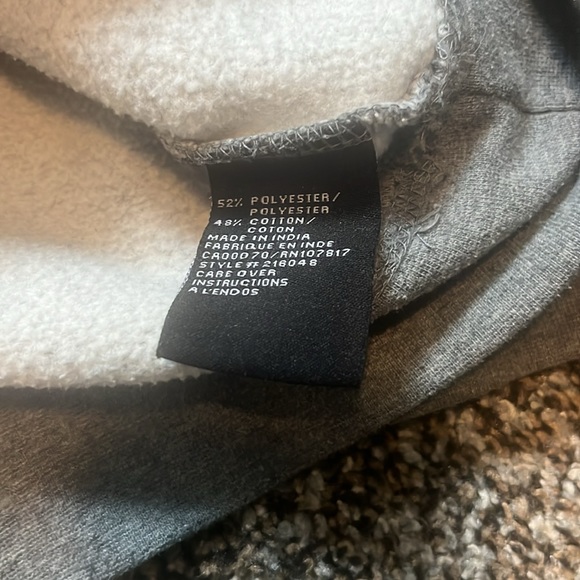 Brunette the Label BRUNETTE Sweatshirt - Picture 7 of 10